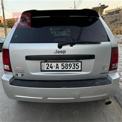 جیپ گراند شیرۆکی